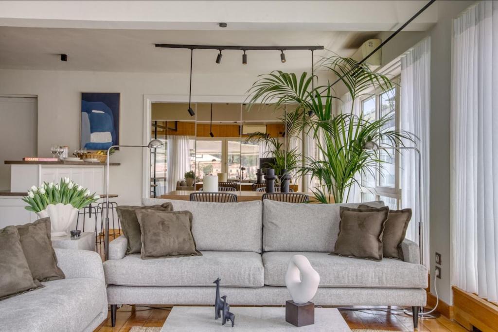 شقة Sunny Luxury Loft,Stunning Acropolis View, Jacuzzi أثينا المظهر الخارجي الصورة