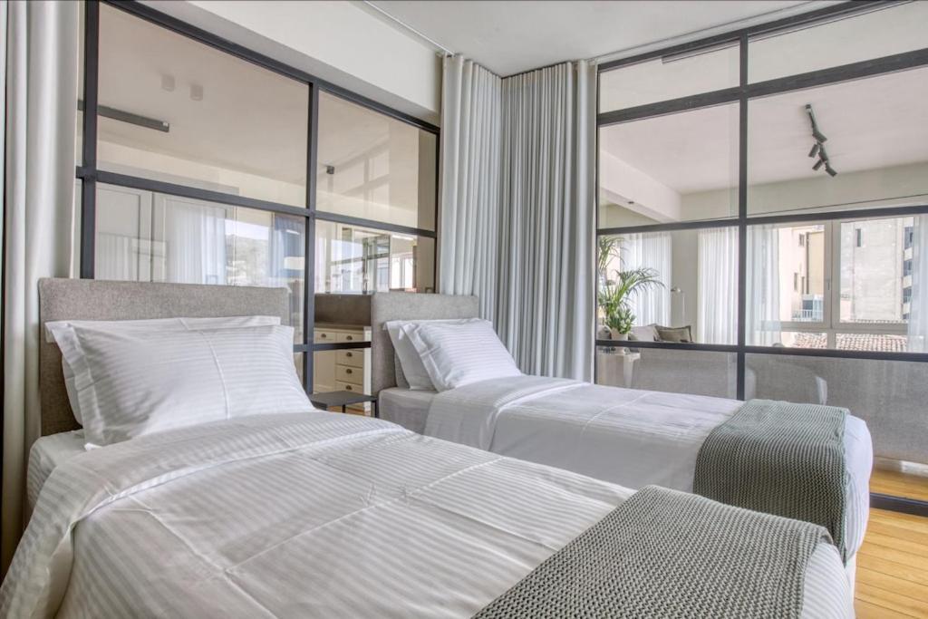 شقة Sunny Luxury Loft,Stunning Acropolis View, Jacuzzi أثينا المظهر الخارجي الصورة